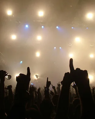 New York Voices Largo