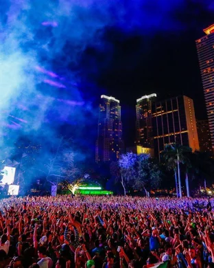 Live concert by Taj Farrant