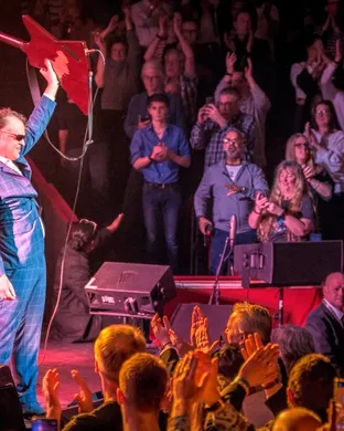 Live concert by Joe Bonamassa