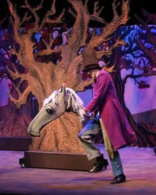 Dolly Parton's Smoky Mountain Christmas Carol theatre performance